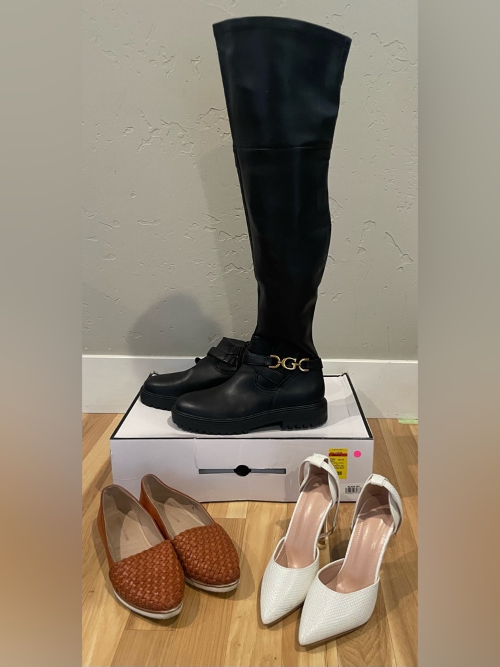 Resellers shoe/boot bundle. 2 new, 1 good used condition